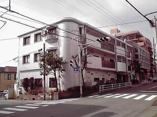 アムール夙川若松町(201)の物件外観写真